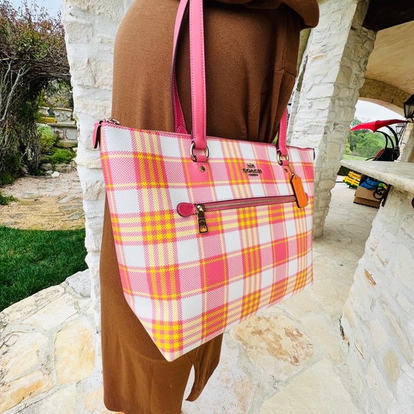 Coach NWT Plaid Gallery tote handbag&wallet - Picture 8 of 15